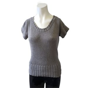 Tristan xsmall gray silver short sleeve scoop neckline sweater